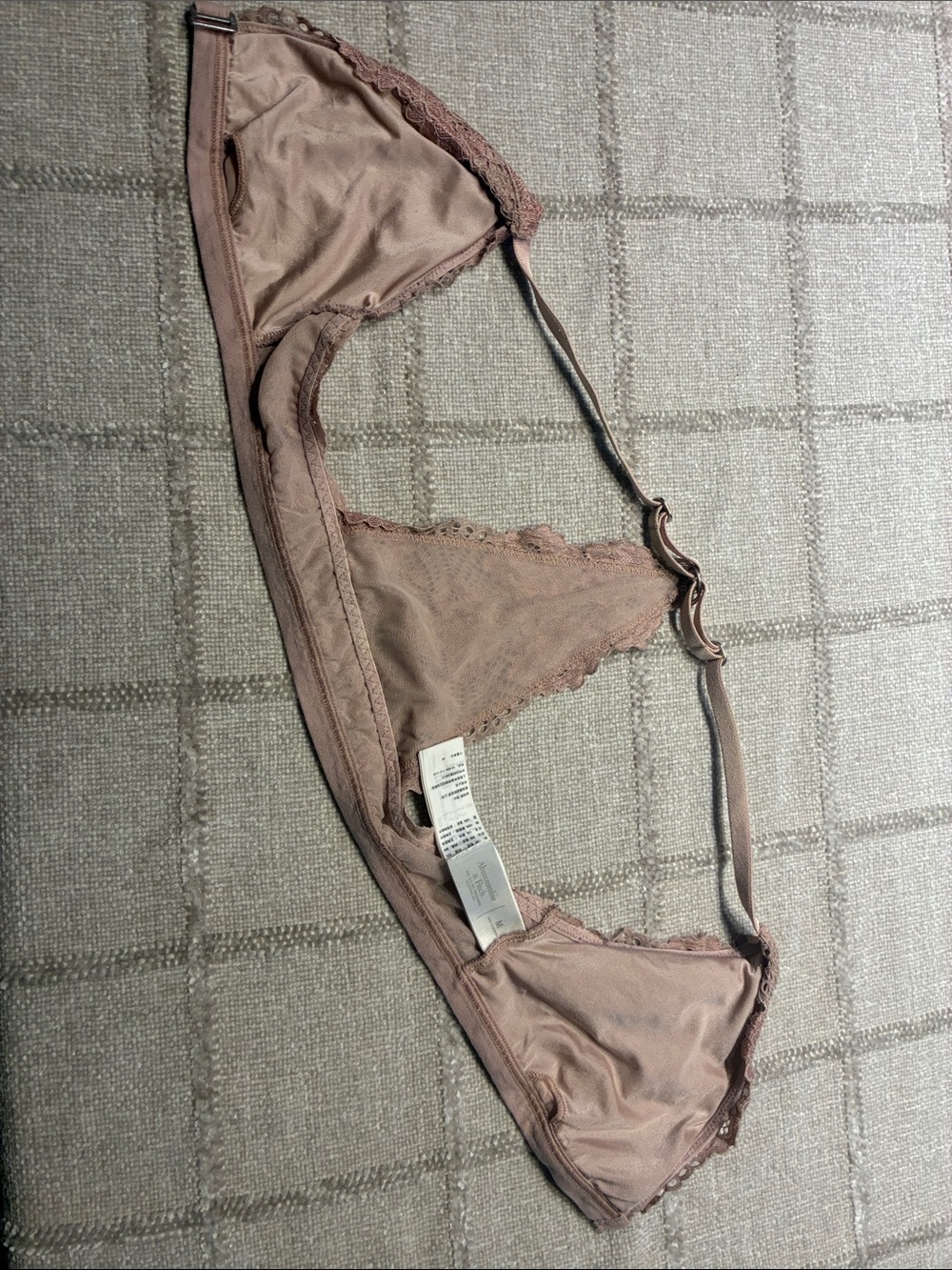 Abercrombie & Fitch Lace Triangle Bralette in Dusty Mauve